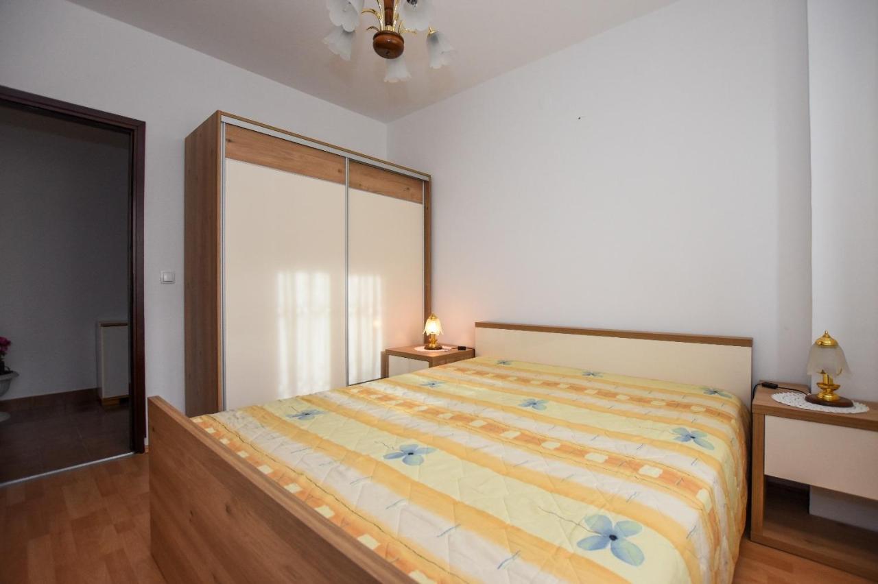 Apartments Luce - Family Friendly & Parking Pag Town Zewnętrze zdjęcie
