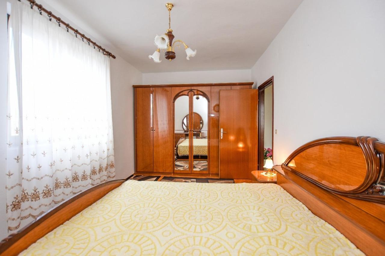 Apartments Luce - Family Friendly & Parking Pag Town Zewnętrze zdjęcie