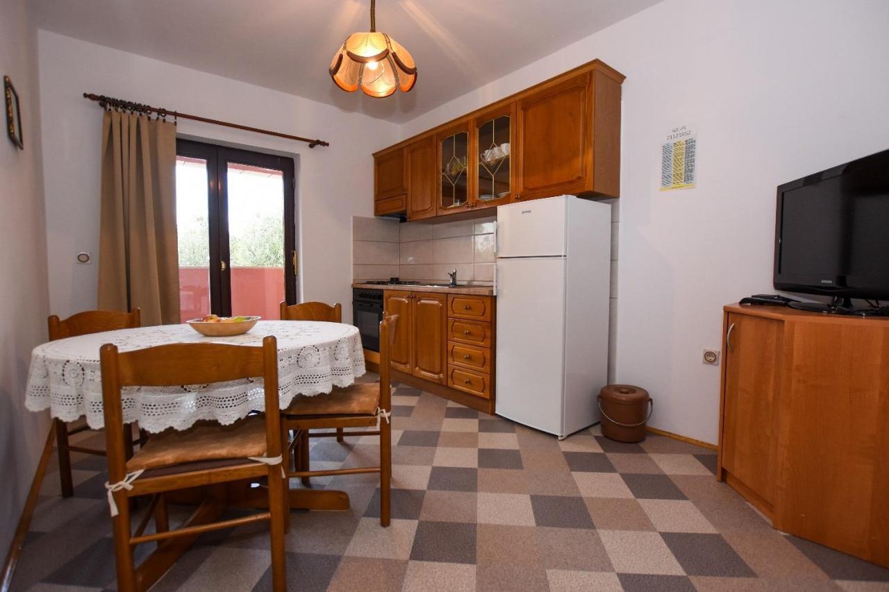 Apartments Luce - Family Friendly & Parking Pag Town Zewnętrze zdjęcie