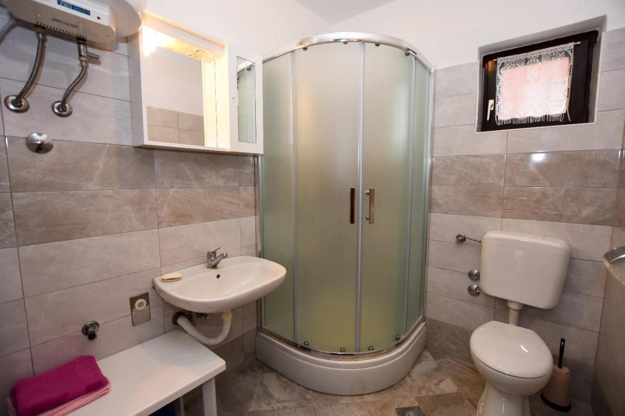Apartments Luce - Family Friendly & Parking Pag Town Zewnętrze zdjęcie