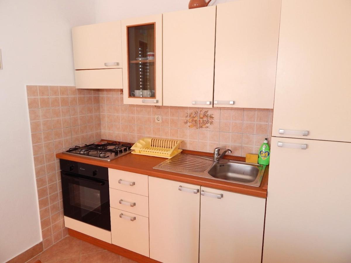 Apartments Luce - Family Friendly & Parking Pag Town Zewnętrze zdjęcie