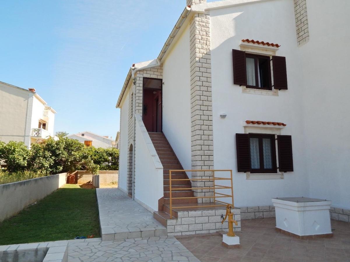 Apartments Luce - Family Friendly & Parking Pag Town Zewnętrze zdjęcie