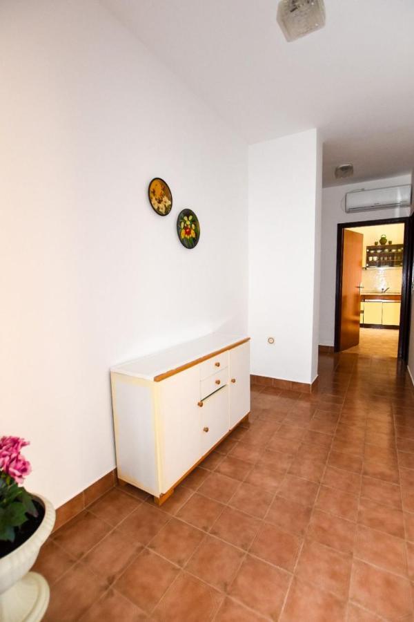 Apartments Luce - Family Friendly & Parking Pag Town Zewnętrze zdjęcie