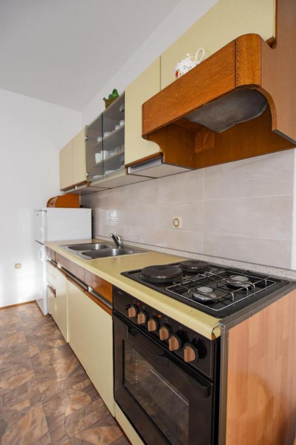 Apartments Luce - Family Friendly & Parking Pag Town Zewnętrze zdjęcie