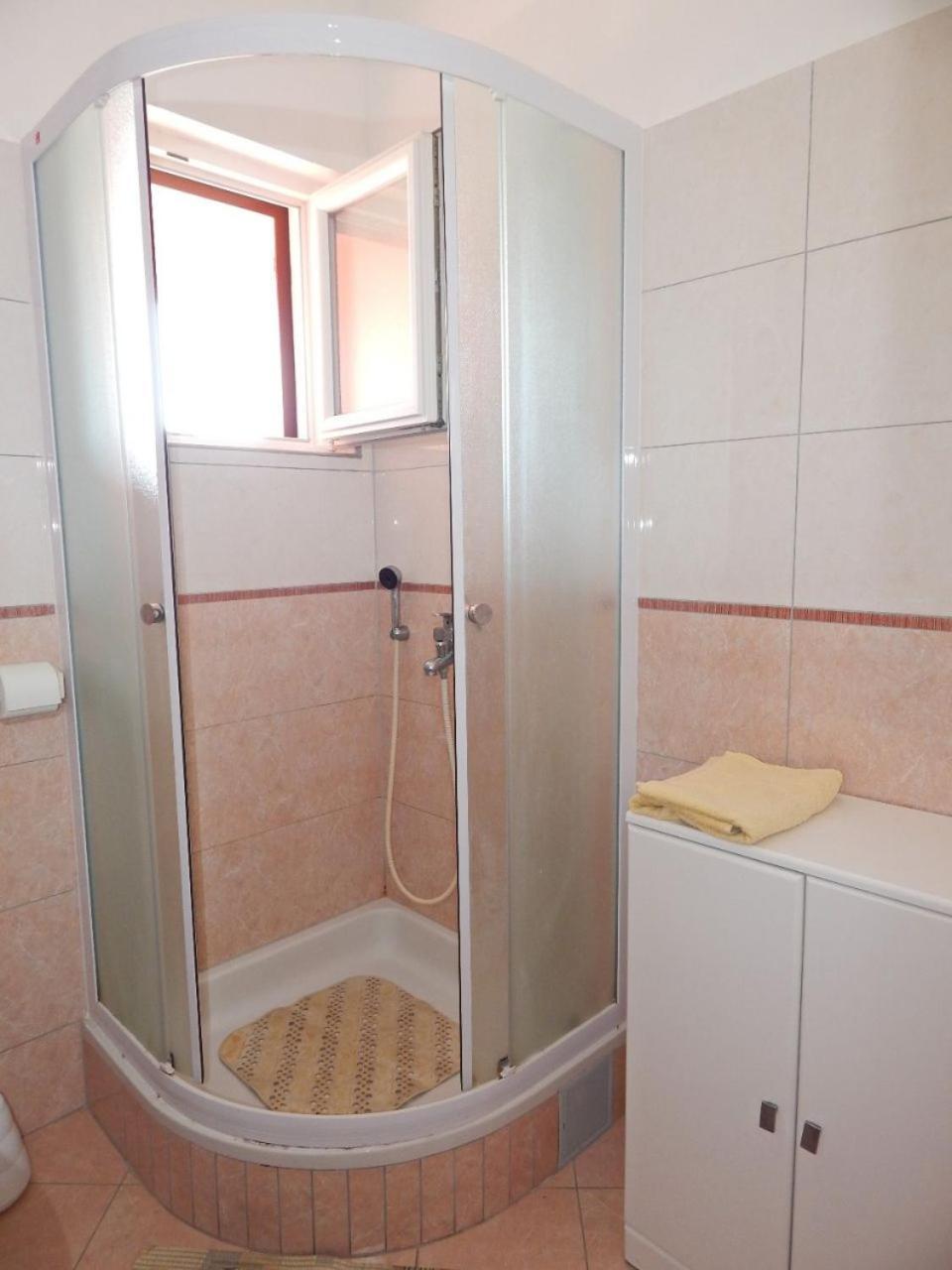 Apartments Luce - Family Friendly & Parking Pag Town Zewnętrze zdjęcie